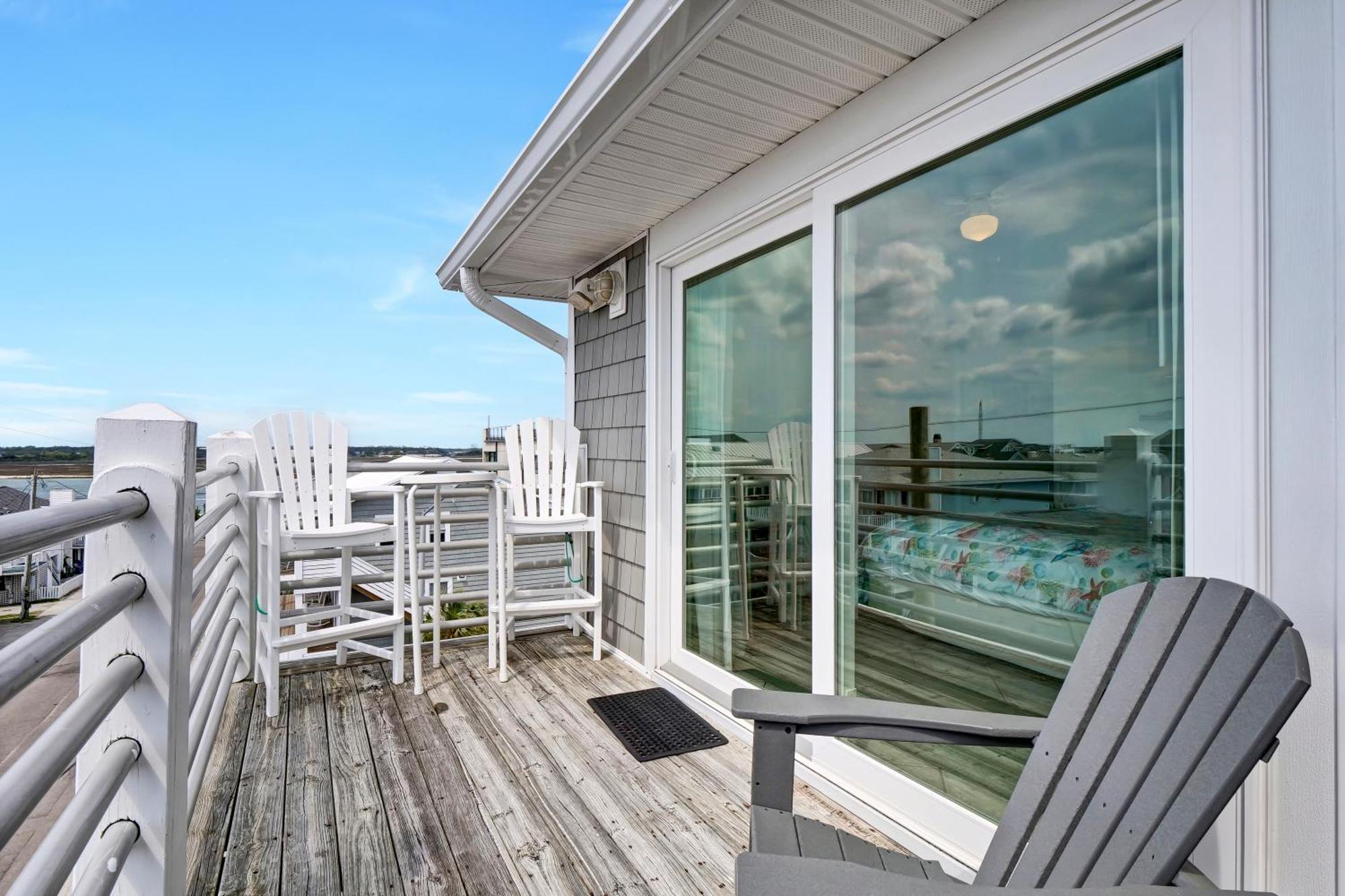 Sandpeddler Inn And Suites Wrightsville Beach Exterior photo